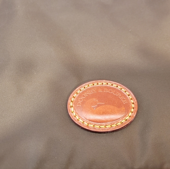 Dooney & Bourke Brown Toronto Messenger bag. NWT - Picture 2 of 16